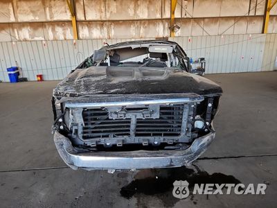 Piąte zdjęcie samochodu w środku: 2018 CHEVROLET SILVERADO C1500 LT VIN:1GCRCREC5JZ272028 - miniatura