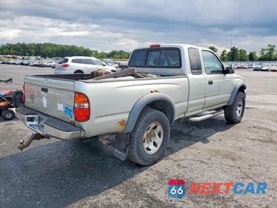 Trzecie zdjęcie samochodu z tyłu: 2001 TOYOTA TACOMA BASE VIN:5TEWM72N21Z823661 - miniatura