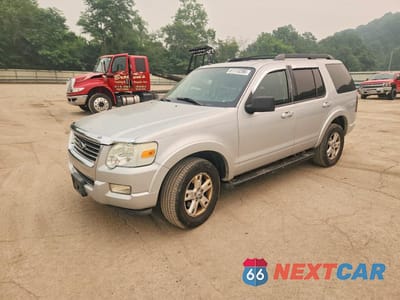 2010 FORD EXPLORER XLT 1FMEU7DE0AUA43445 - główne zdjęcie licytacji z USA - miniatura