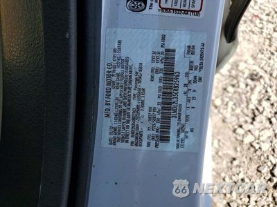 Zdjęcie 12 z 12 samochodu: 2012 LINCOLN MKZ HYBRID VIN:3LNDL2L35CR825963 - miniatura
