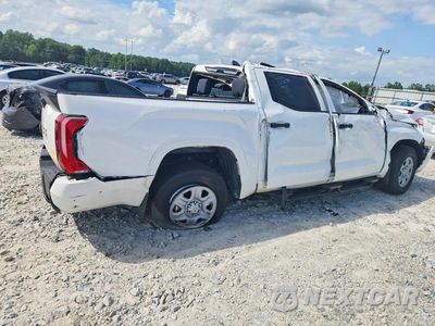 Trzecie zdjęcie samochodu z tyłu: 2025 TOYOTA TUNDRA SR VIN:5TFKB5AB8SX049814 - miniatura