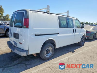 Trzecie zdjęcie samochodu z tyłu: 2002 GMC SAVANA G2500 VIN:1GTGG25R121228860 - miniatura
