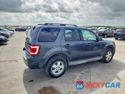 Trzecie zdjęcie samochodu z tyłu: 2009 FORD ESCAPE XLT VIN:1FMCU03729KA09533 - miniatura