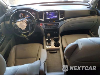 Zdjęcie 8 z 12 samochodu: 2019 HONDA RIDGELINE RTL VIN:5FPYK2F62KB005040 - miniatura