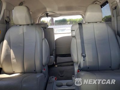 Zdjęcie 10 z 13 samochodu: 2012 TOYOTA SIENNA XLE 8-PASSENGER VIN:5TDYK3DC2CS276068 - miniatura