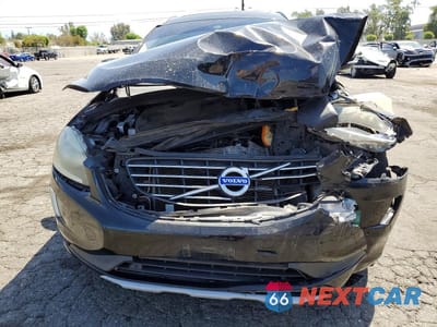 Piąte zdjęcie samochodu w środku: 2016 VOLVO XC60 T5 PREMIER VIN:YV440MDK6G2782059 - miniatura
