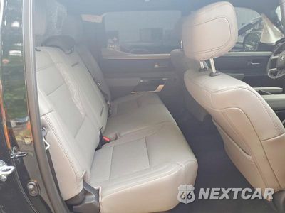 Zdjęcie 10 z 12 samochodu: 2025 TOYOTA TUNDRA LIMITED VIN:5TFWA5EC1SX045384 - miniatura
