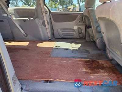 Zdjęcie 11 z 14 samochodu: 2004 TOYOTA SIENNA LE 8 PASSENGER VIN:5TDZA23C24S038158 - miniatura