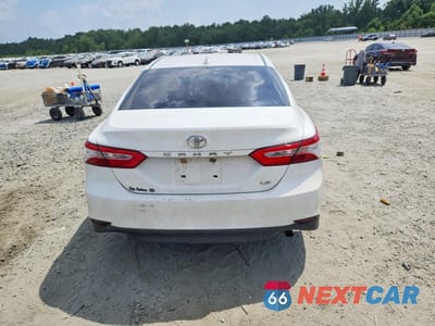 Zdjęcie 6 z 12 samochodu: 2020 TOYOTA CAMRY LE VIN:4T1C11AK4LU944702 - miniatura