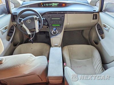 Zdjęcie 8 z 12 samochodu: 2010 TOYOTA PRIUS II VIN:JTDKN3DUXA1269966 - miniatura
