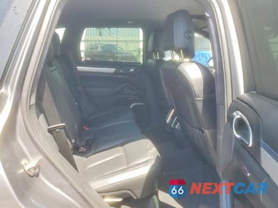 Zdjęcie 11 z 14 samochodu: 2011 PORSCHE CAYENNE TURBO VIN:WP1AC2A21BLA82036 - miniatura