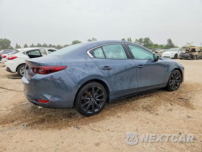 Trzecie zdjęcie samochodu z tyłu: 2024 MAZDA 3 PREFERRED VIN:3MZBPBCM8RM411037 - miniatura