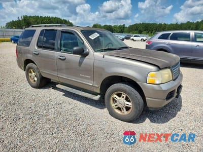 Czwarte zdjęcie samochodu z boku: 2004 FORD EXPLORER XLT VIN:1FMZU63K44UA60546 - miniatura
