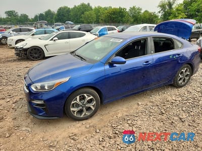 2020 KIA FORTE LXS 3KPF24AD6LE163129 - główne zdjęcie licytacji z USA - miniatura