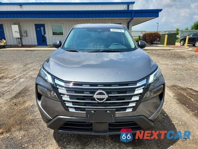 Piąte zdjęcie samochodu w środku: 2026 NISSAN ROGUE S VIN:5N1BT3AB4TC679383 - miniatura
