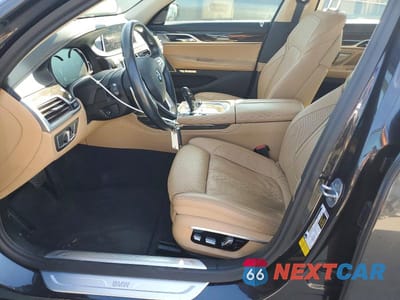 Zdjęcie 7 z 12 samochodu: 2017 BMW 750 I VIN:WBA7F0C35HGM21585 - miniatura