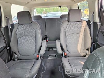 Zdjęcie 10 z 13 samochodu: 2015 GMC ACADIA SLE VIN:1GKKVPKD8FJ283113 - miniatura