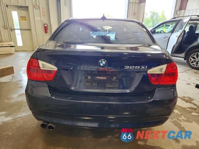 Zdjęcie 6 z 13 samochodu: 2008 BMW 328 XI VIN:WBAVC93598K043354 - miniatura