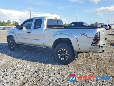 Drugie zdjęcie samochodu z przodu: 2010 TOYOTA TACOMA ACCESS CAB VIN:5TEUU4EN2AZ697867 - miniatura