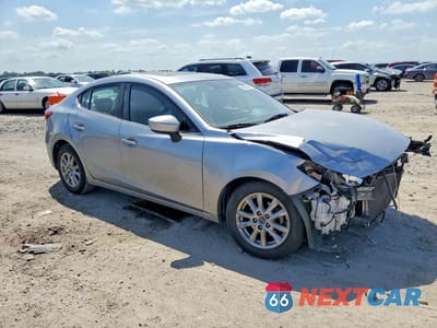 Czwarte zdjęcie samochodu z boku: 2016 MAZDA 3 GRAND TOURING VIN:3MZBM1X79GM283024 - miniatura