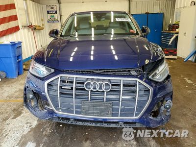 Piąte zdjęcie samochodu w środku: 2021 AUDI Q5 PREMIUM VIN:WA1AAAFY6M2070241 - miniatura