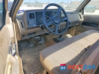 Zdjęcie 8 z 12 samochodu: 1990 GMC SIERRA C2500 VIN:1GTFC24K2LE503920 - miniatura