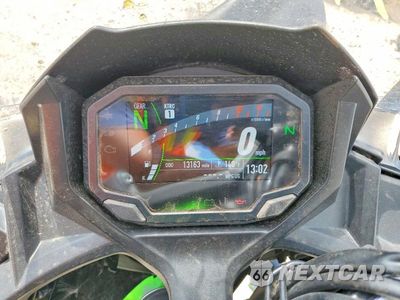 Zdjęcie 7 z 9 samochodu: 2023 KAWASAKI EX650 R VIN:ML5EXER19PDA83566 - miniatura