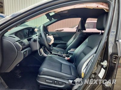 Zdjęcie 7 z 13 samochodu: 2017 HONDA ACCORD SPORT VIN:1HGCR2F59HA301634 - miniatura
