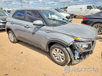 Czwarte zdjęcie samochodu z boku: 2022 HYUNDAI VENUE SE VIN:KMHRB8A3XNU201716 - miniatura