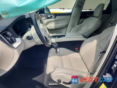 Zdjęcie 7 z 13 samochodu: 2026 VOLVO XC60 ULTRA VIN:YV4M12RM7T1463667 - miniatura