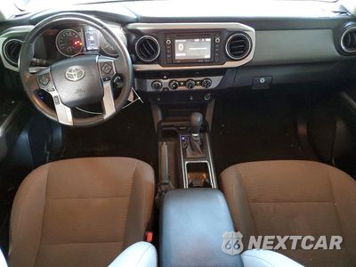 Zdjęcie 8 z 12 samochodu: 2017 TOYOTA TACOMA SR5 V6 VIN:3TMCZ5AN2HM096538 - miniatura