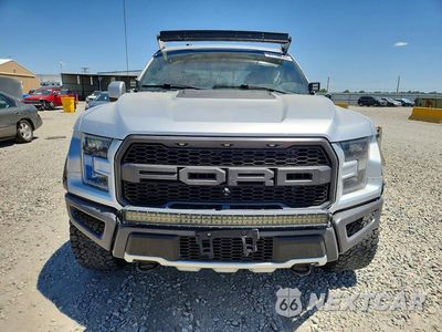 Piąte zdjęcie samochodu w środku: 2017 FORD F150 RAPTOR VIN:1FTFW1RG6HFC03126 - miniatura