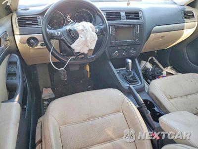 Zdjęcie 8 z 12 samochodu: 2017 VOLKSWAGEN JETTA SE VIN:3VWDB7AJXHM295741 - miniatura