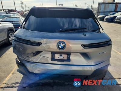 Zdjęcie 6 z 13 samochodu: 2023 BMW IX XDRIVE50 VIN:WB523CF03PCM19294 - miniatura