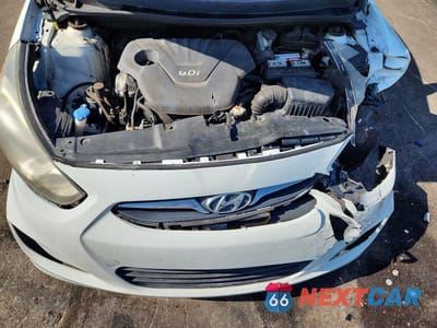 Zdjęcie 11 z 12 samochodu: 2012 HYUNDAI ACCENT SE VIN:KMHCU5AE3CU031745 - miniatura