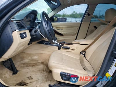 Zdjęcie 7 z 12 samochodu: 2013 BMW 320 I XDRIVE VIN:WBA3C3C53DF979994 - miniatura