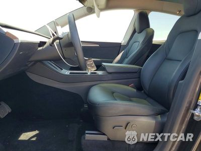 Zdjęcie 7 z 13 samochodu: 2025 TESLA MODEL Y VIN:7SAYGDED9SF254315 - miniatura