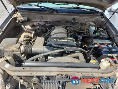 Zdjęcie 11 z 12 samochodu: 2000 TOYOTA TUNDRA SR5 VIN:5TBRT3411YS075505 - miniatura