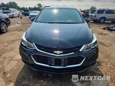 Piąte zdjęcie samochodu w środku: 2018 CHEVROLET CRUZE LS VIN:1G1BC5SM8J7181198 - miniatura