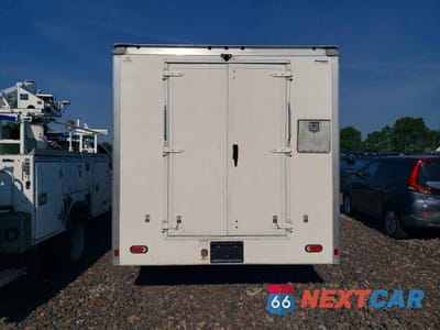 Zdjęcie 6 z 12 samochodu: 2020 GMC SAVANA CUTAWAY G4500 VIN:7GZ67UCG1LN000587 - miniatura