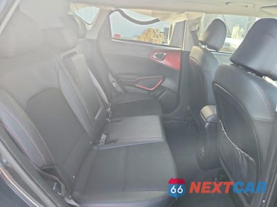 Zdjęcie 11 z 14 samochodu: 2023 KIA SOUL GT LINE VIN:KNDJ53AU3P7891959 - miniatura