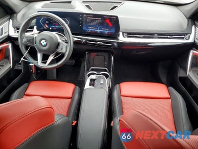 Zdjęcie 8 z 14 samochodu: 2023 BMW X1 XDRIVE28I VIN:WBX73EF04P5W07853 - miniatura