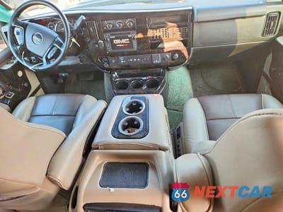 Zdjęcie 8 z 14 samochodu: 2021 GMC SAVANA G2500 VIN:1GTW7AFP8M1250280 - miniatura