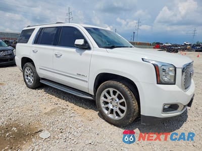 Czwarte zdjęcie samochodu z boku: 2017 GMC YUKON DENALI VIN:1GKS2CKJ5HR378689 - miniatura