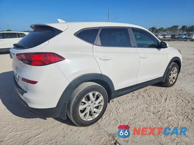 Trzecie zdjęcie samochodu z tyłu: 2020 HYUNDAI TUCSON SE VIN:KM8J23A47LU140203 - miniatura