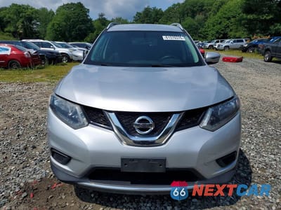 Piąte zdjęcie samochodu w środku: 2016 NISSAN ROGUE S VIN:JN8AT2MT1GW007126 - miniatura
