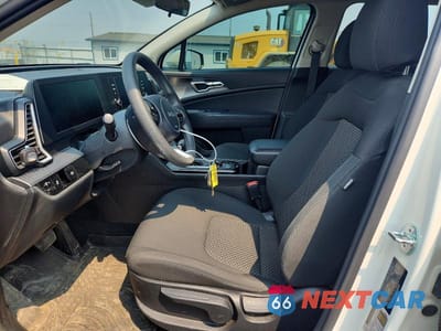 Zdjęcie 7 z 13 samochodu: 2023 KIA SPORTAGE LX VIN:KNDPUCAF8P7163357 - miniatura