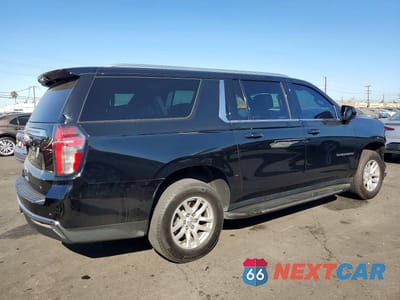 Trzecie zdjęcie samochodu z tyłu: 2023 CHEVROLET SUBURBAN C1500 LT VIN:1GNSCCKD7PR368612 - miniatura