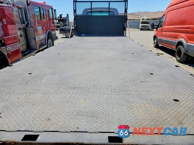 Zdjęcie 10 z 13 samochodu: 2005 GMC C5500 C5C042 VIN:1GDG5C1E85F905663 - miniatura
