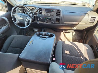 Zdjęcie 8 z 12 samochodu: 2007 CHEVROLET SILVERADO K1500 VIN:2GCEK19J271724952 - miniatura